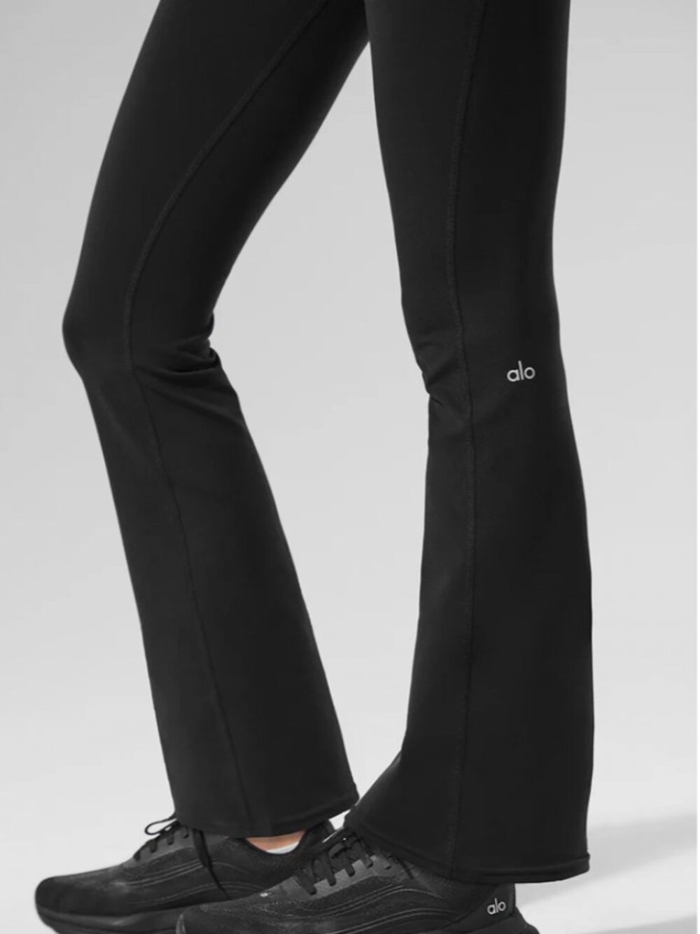 ALO Airbrush High-Waist 7/8 Bootcut Legging size S